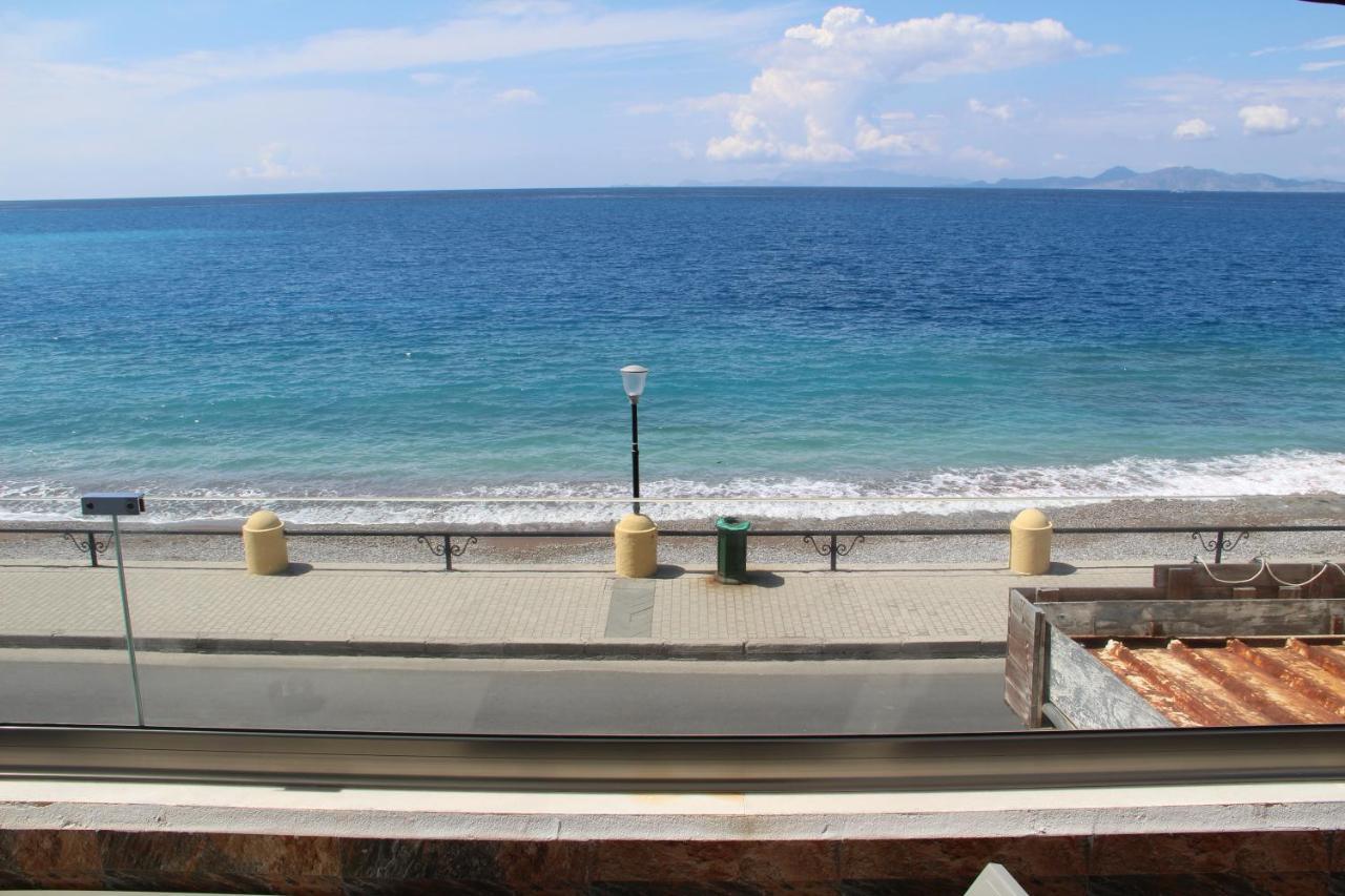 Sea Pearl Luxury Apartment Rhodes City Екстериор снимка